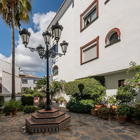 Apartment Jardin Y Piscina Junto Al Mar